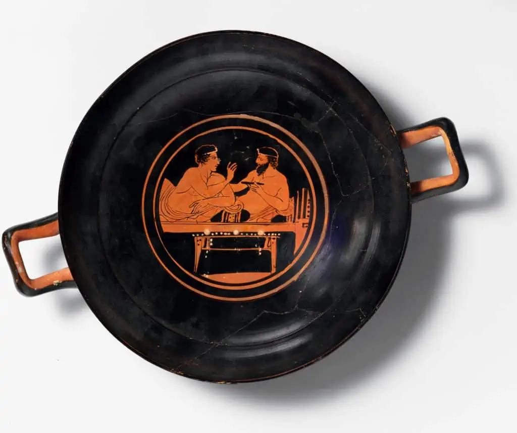 Trinkgeschirr (kylix) um 430 v. Chr. Ein junger und älterer Mann beim Symposion.