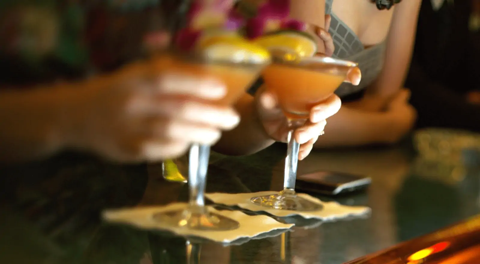 Das Virus bleibt haften. Filmstill aus Contagion (Soderbergh 2011).